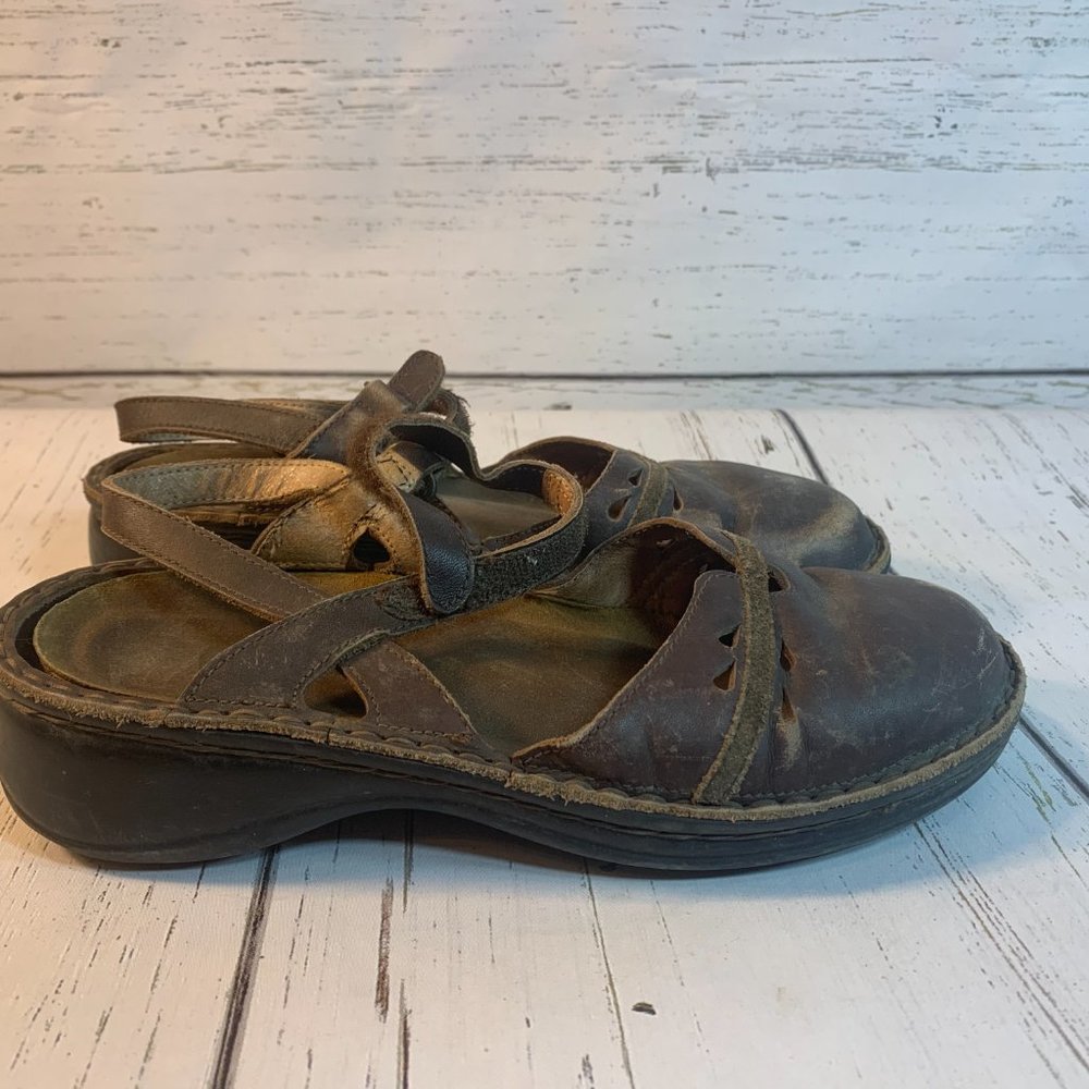 NAOT leather sandals. Covered toe. Ankle strap
